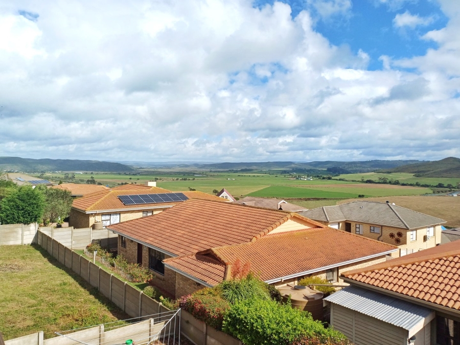 3 Bedroom Property for Sale in Reebok Western Cape